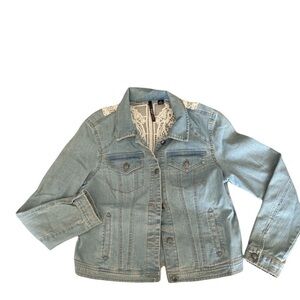 Country core denim jean jacket with crochet backing size med